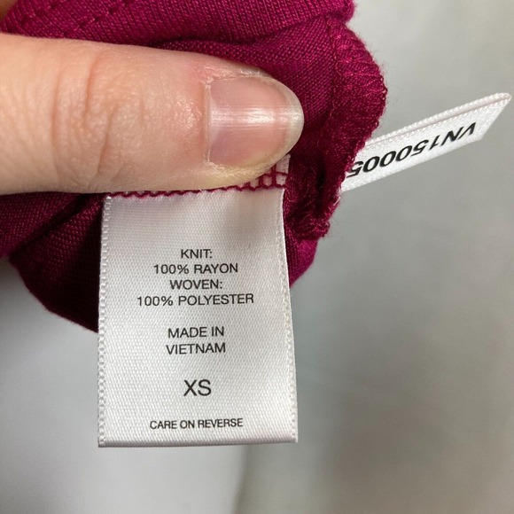 NWT New York & Company Blouse Womens Sz XS Magenta Pink‎ Ruffle Front Tank Cami - Picture 9 of 9